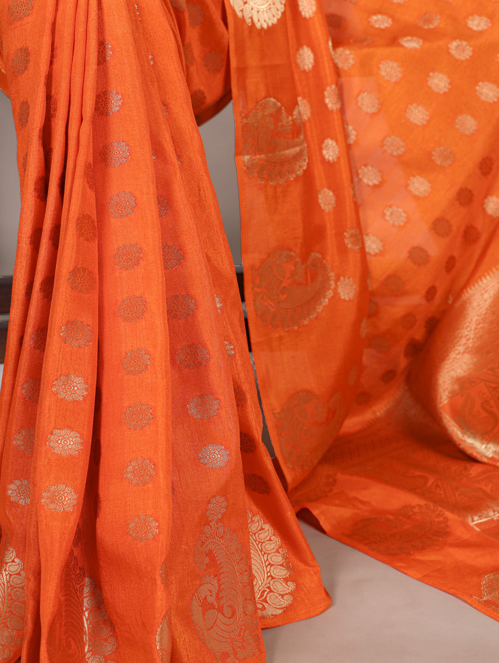 traditional orange saree for wedding