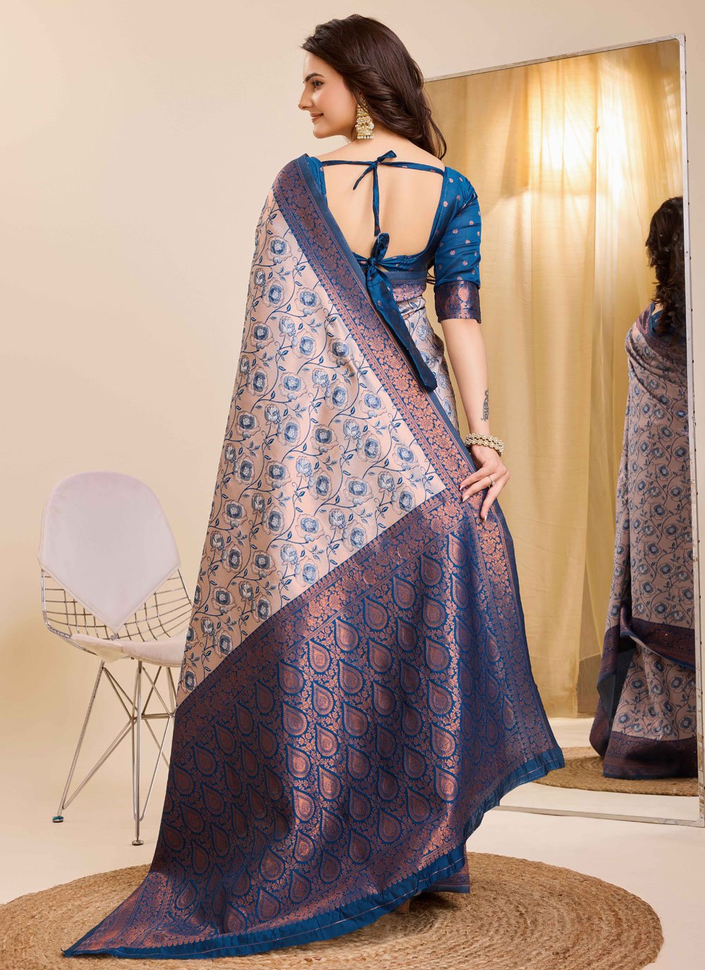 Fashionable Blue Kanjivaram Silk Elegant Saree With Jacquard Work