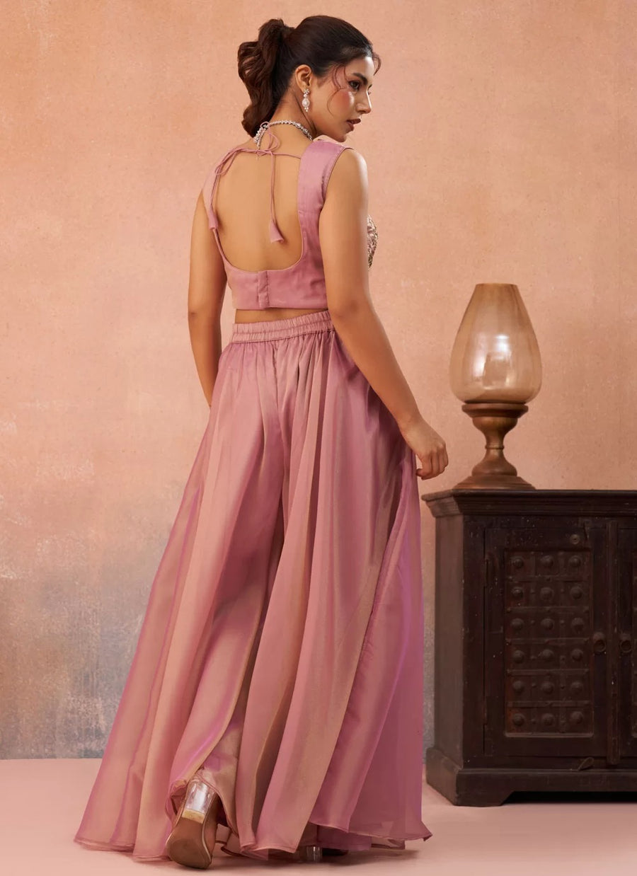 Best Indo Western Outfits for Engagement & Wedding Functions 2026