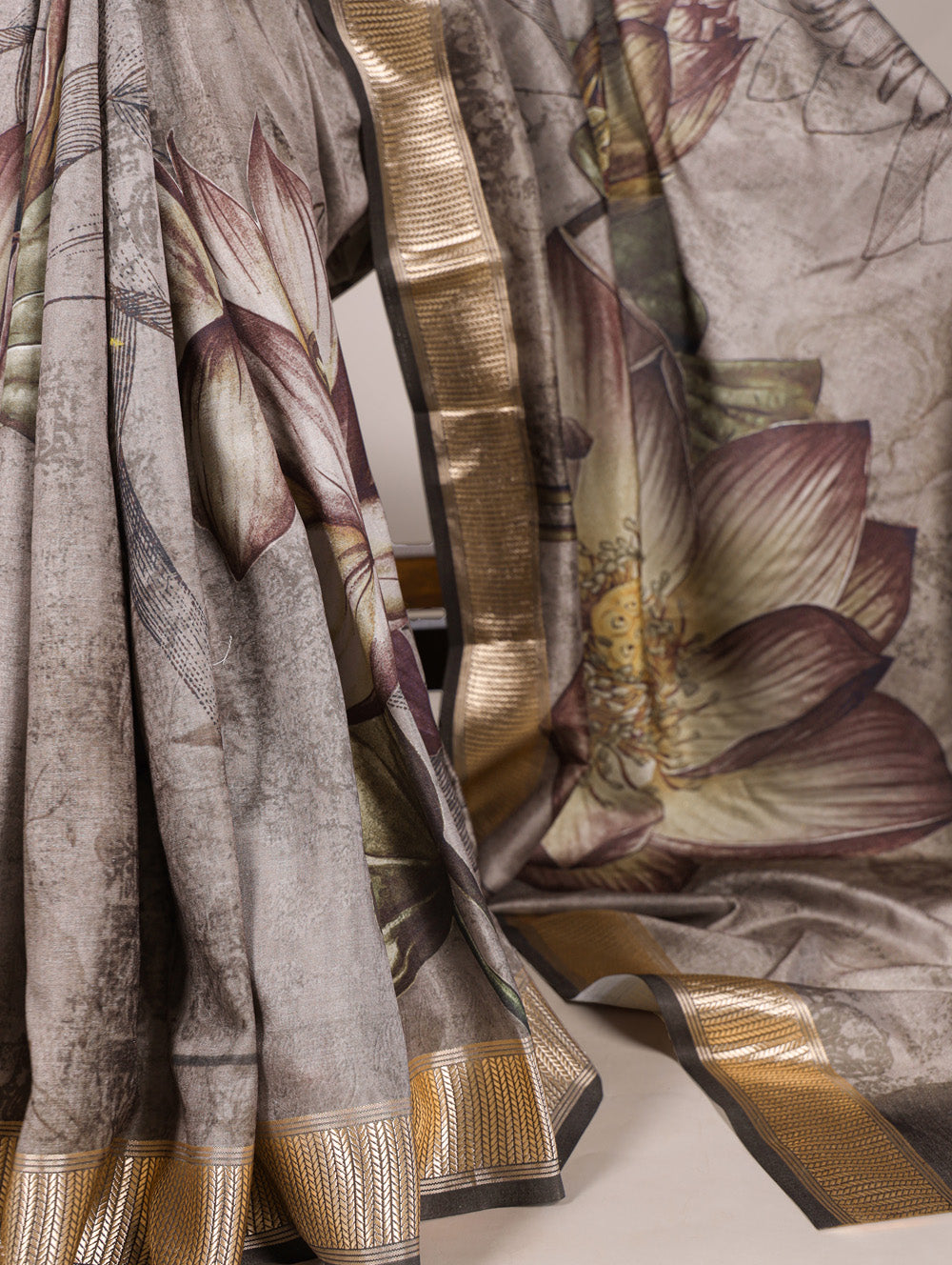 Mehandi floral saree with wine blouse