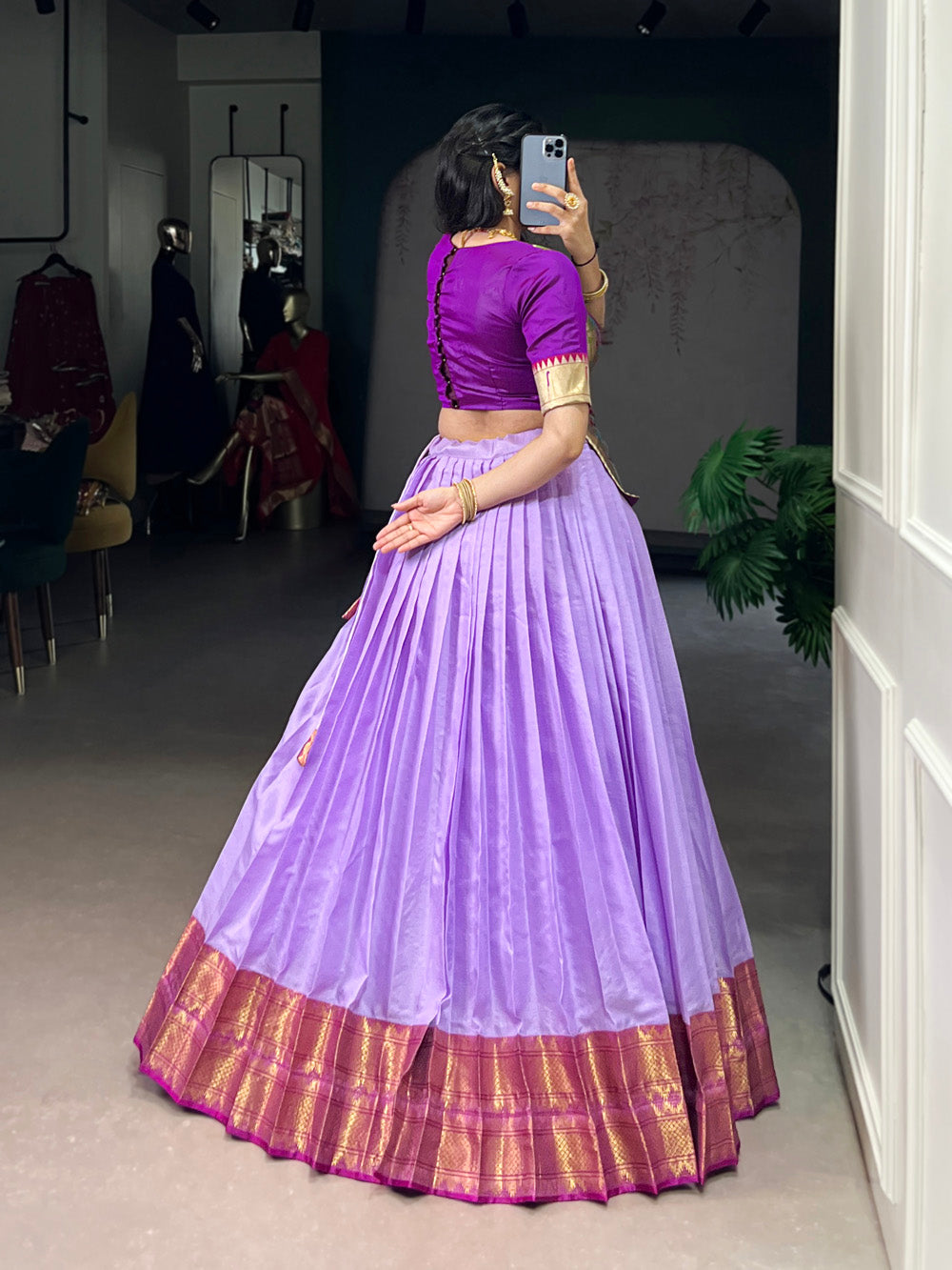 Semi-stitched lavender lehenga with 3.80m flair