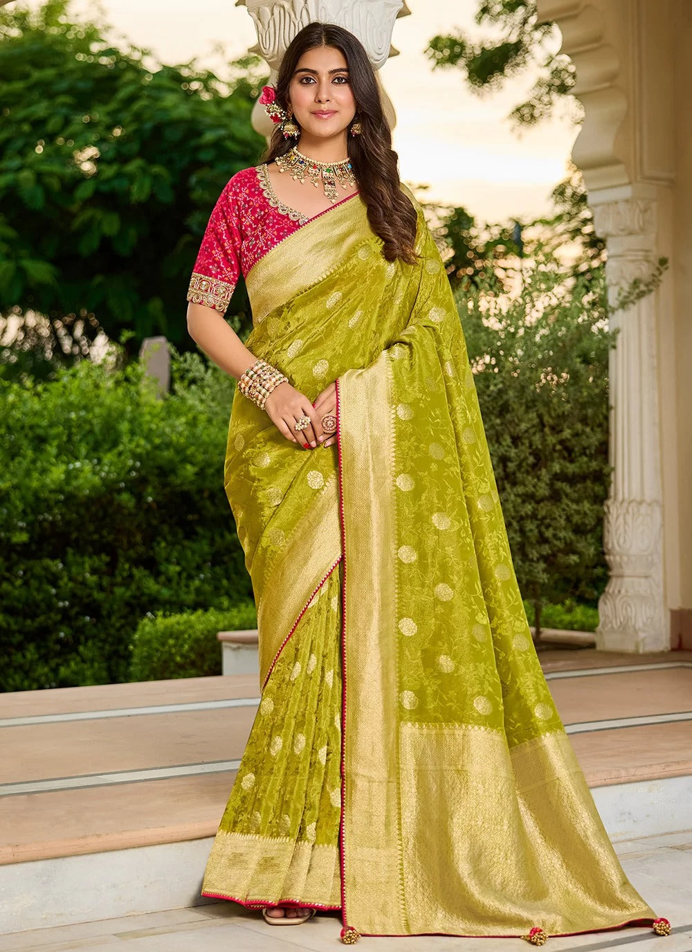 Green Saree with Contrasting Pink Blouse