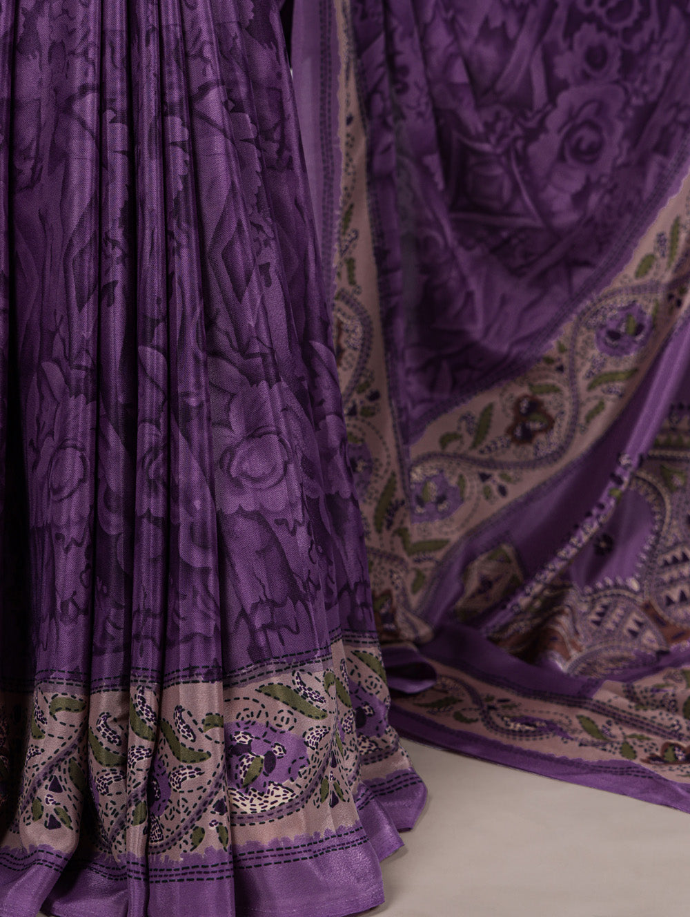 Lightweight crepe saree for festive wear