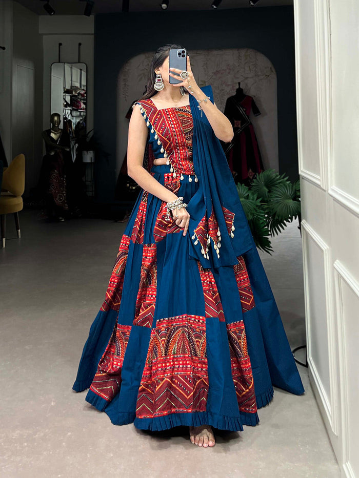 Stylish Blue Foil Print Cotton Navratri Chaniya Choli With Cowri Lace Dupatta