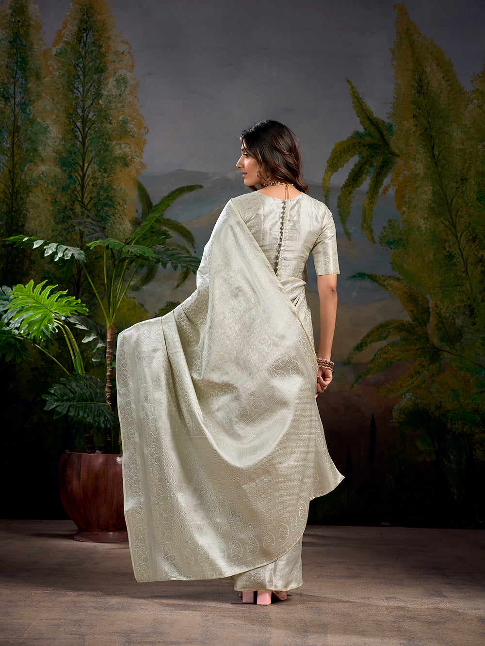 Off white saree for weddings and functions