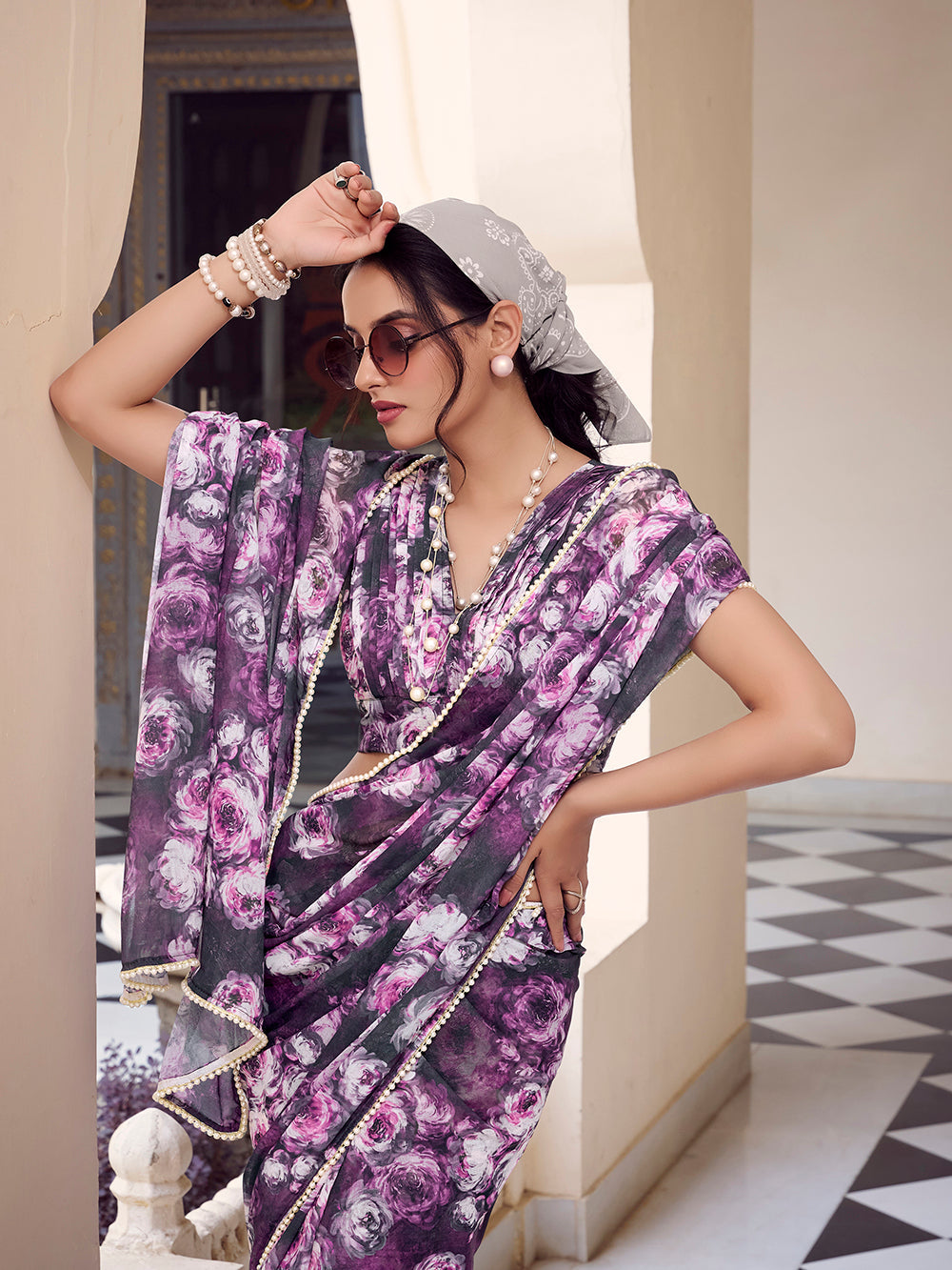 Lightweight saree with unstitched blouse