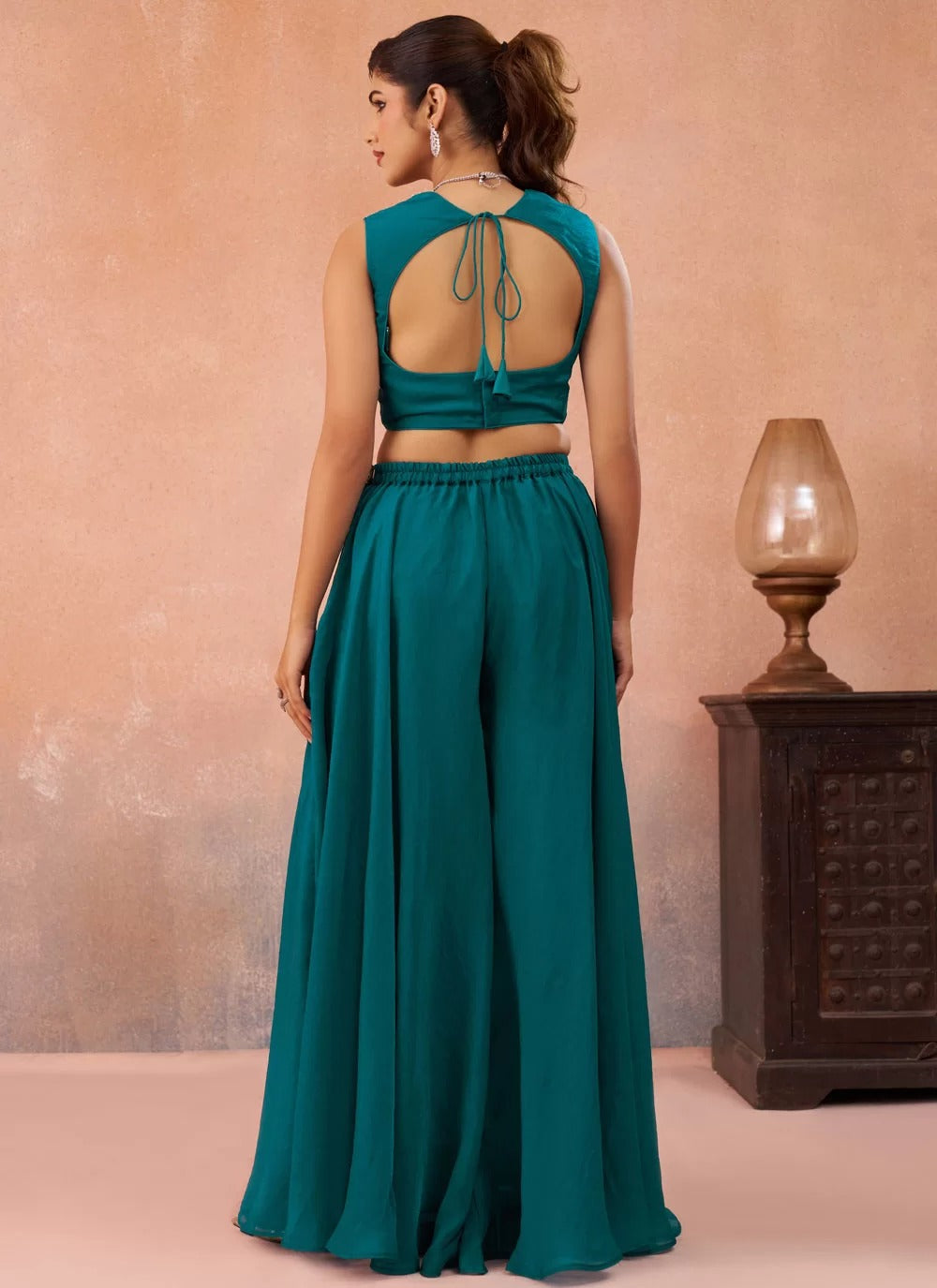 Morpeach organza indo western set with embroidered flared cape