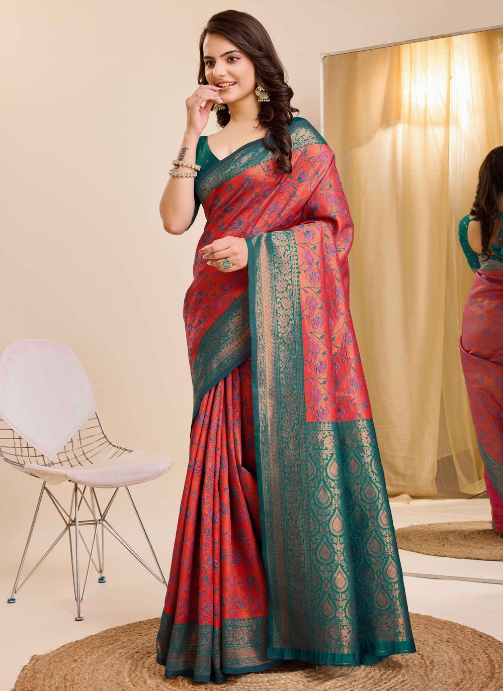 Red Kanjivaram Silk Elegant Saree With Jacquard Work