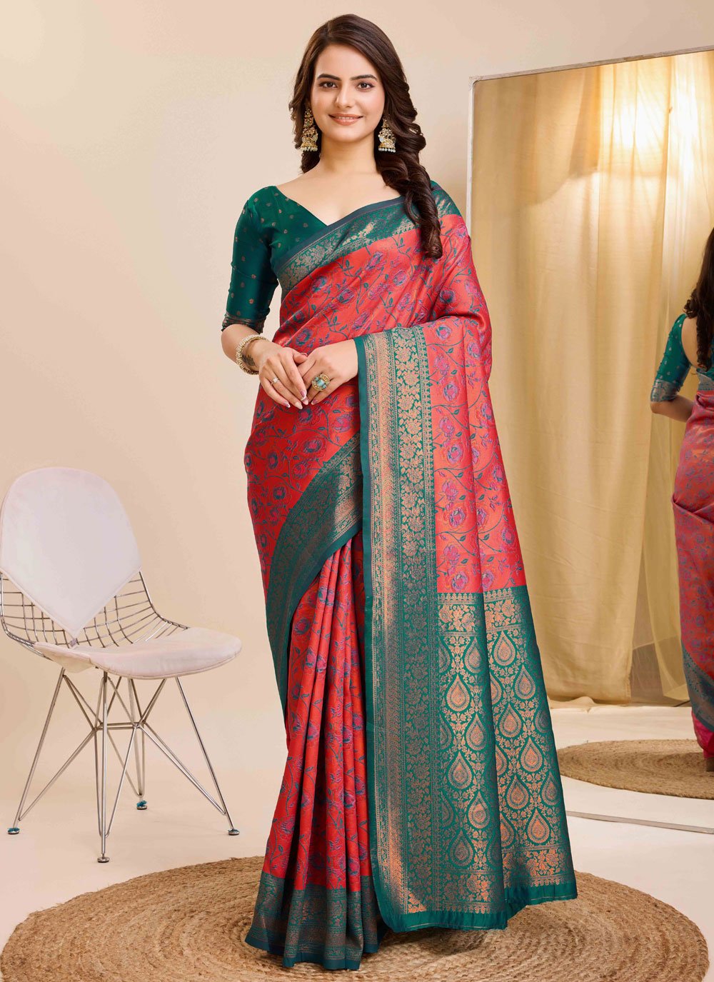Red Kanjivaram Silk Elegant Saree With Jacquard Work