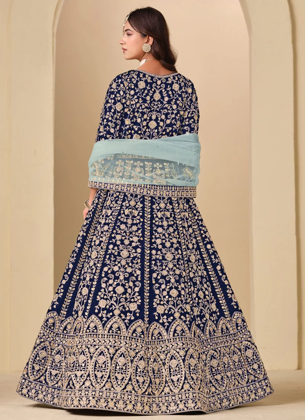 anarkali suit for women in blue velvet with front and back embroidery