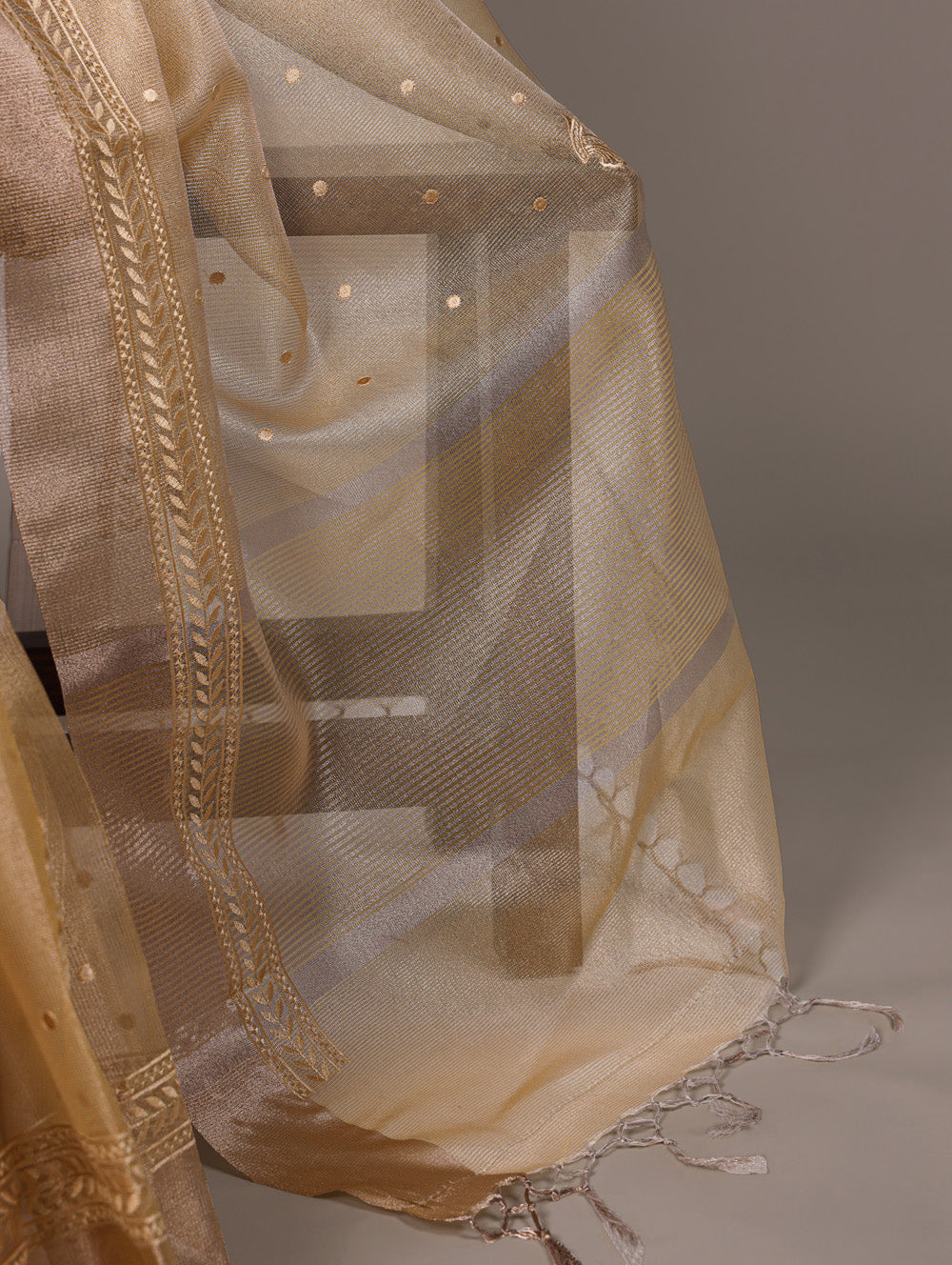 Yellow shimmer saree with blouse fabric