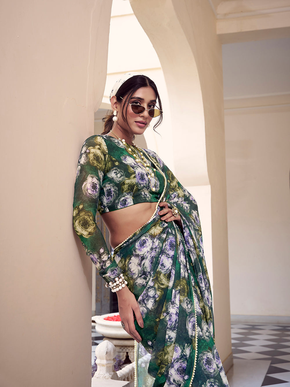 Lightweight saree with unstitched blouse