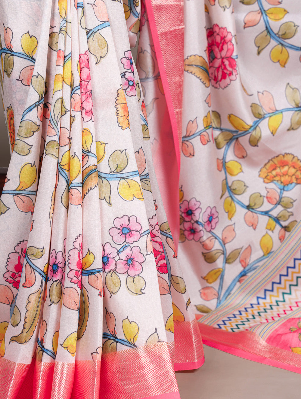 Floral print Tasar silk saree with blouse piece