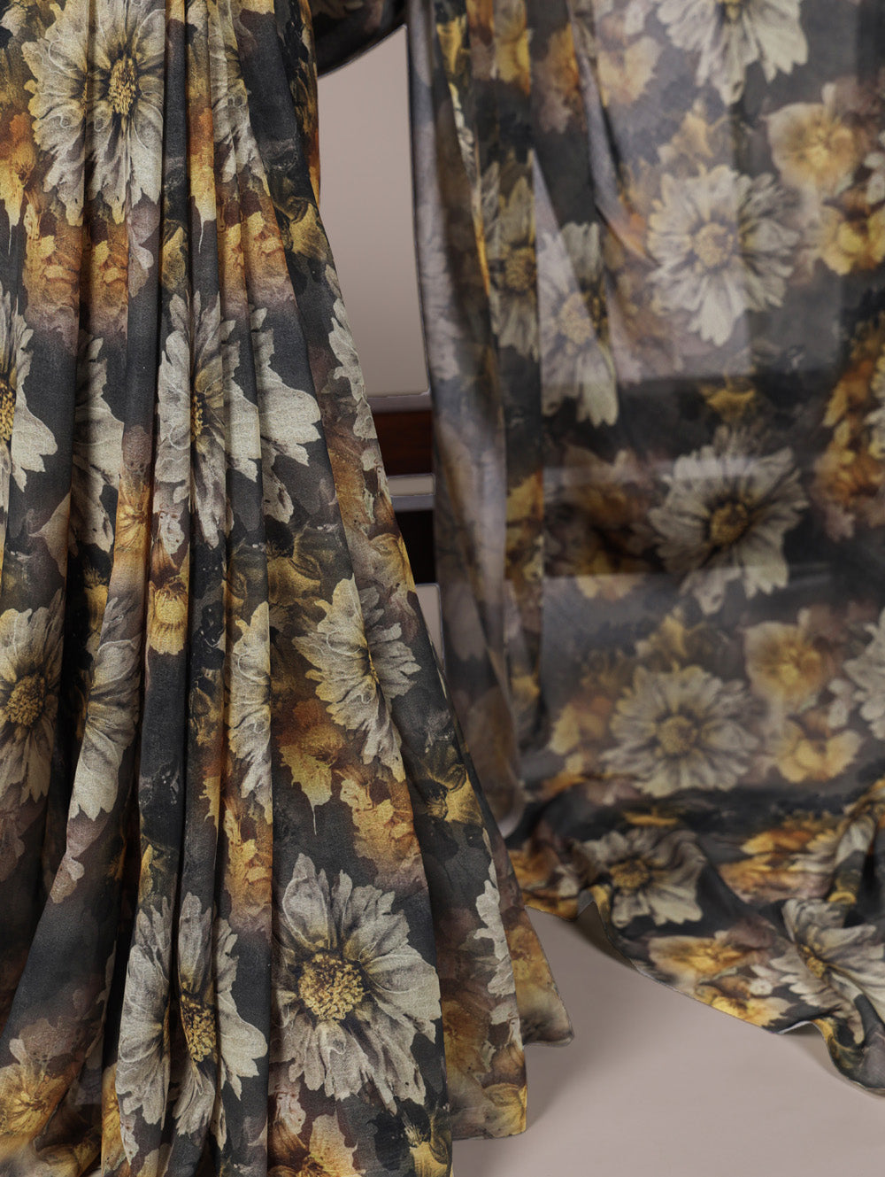 Floral print marble saree with matching blouse