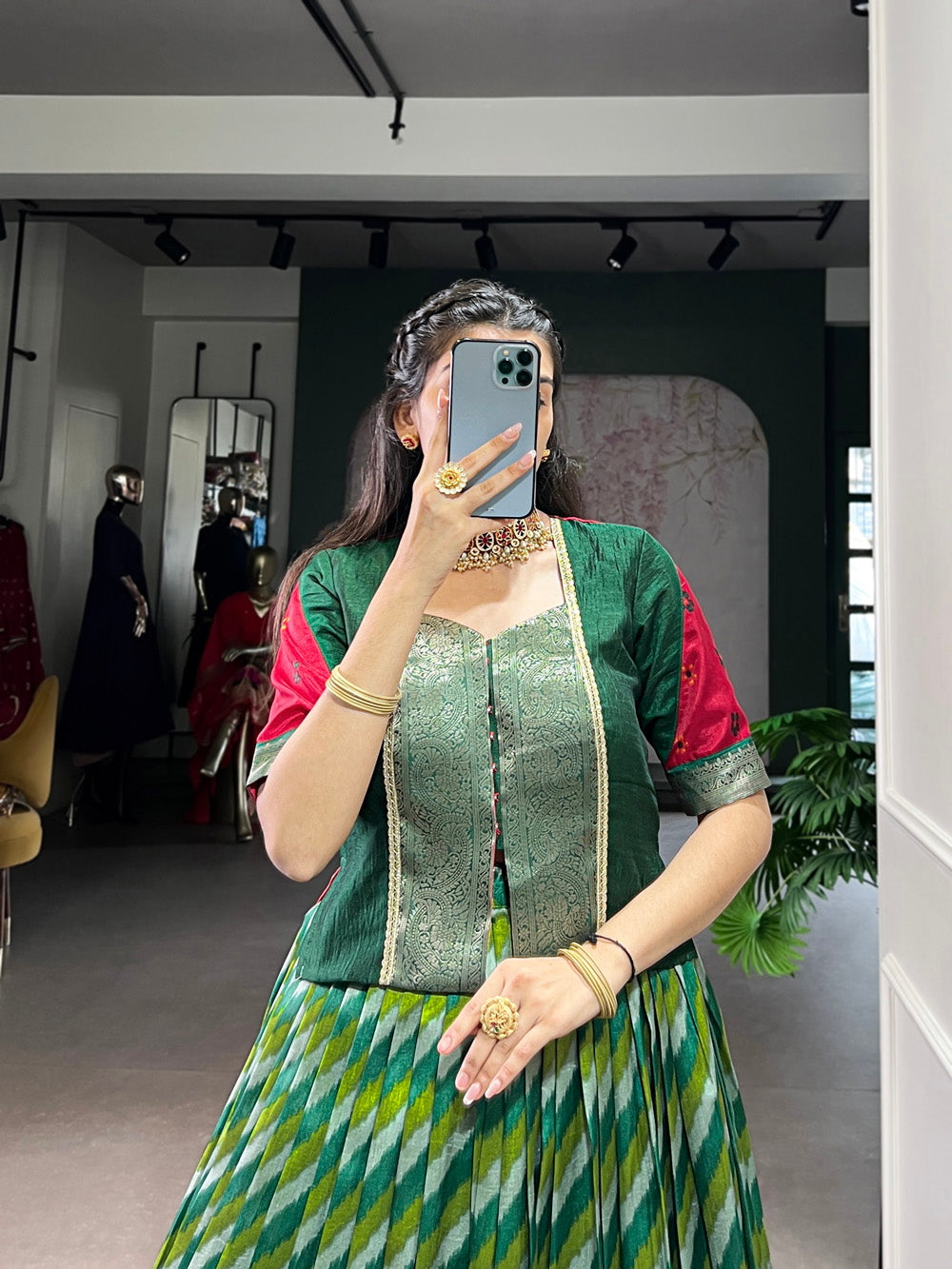 Green traditional co-ord set with lace detailing