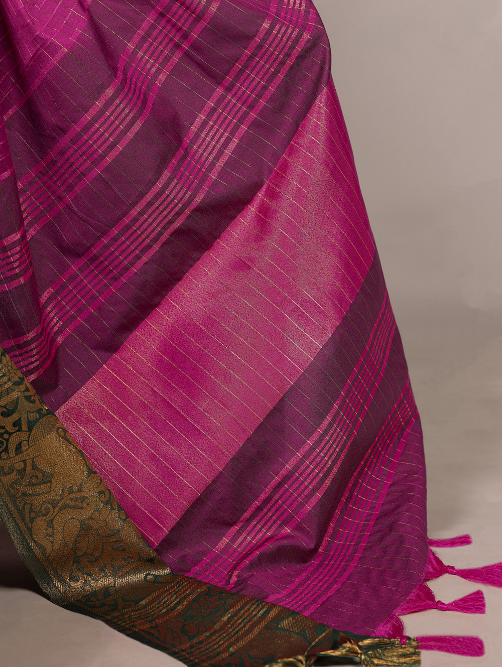Traditional saree with unstitched blouse piece