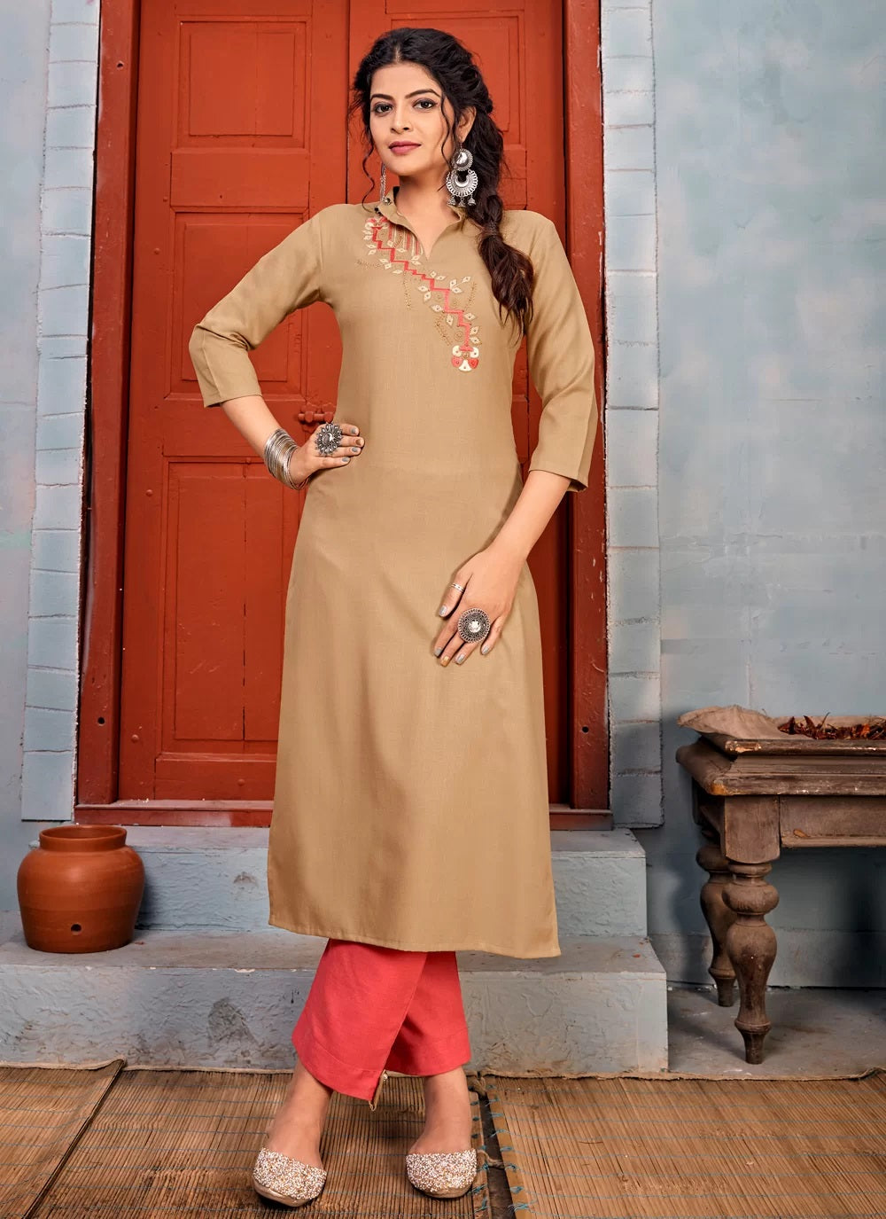 Daily Wear Embroidery Work Kurti with pant